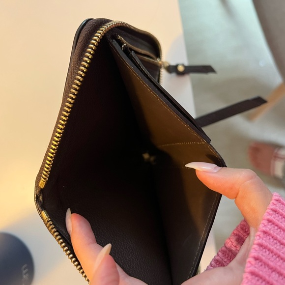 Louis Vuitton Embossed Brown Compact Wallet - Picture 4 of 8